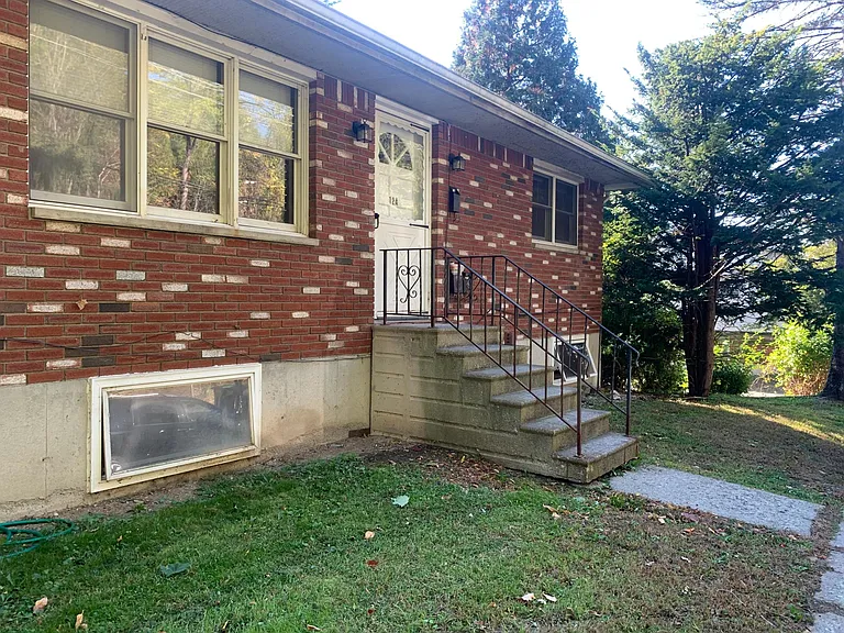 12 Seaman Ave #A — Photo 12