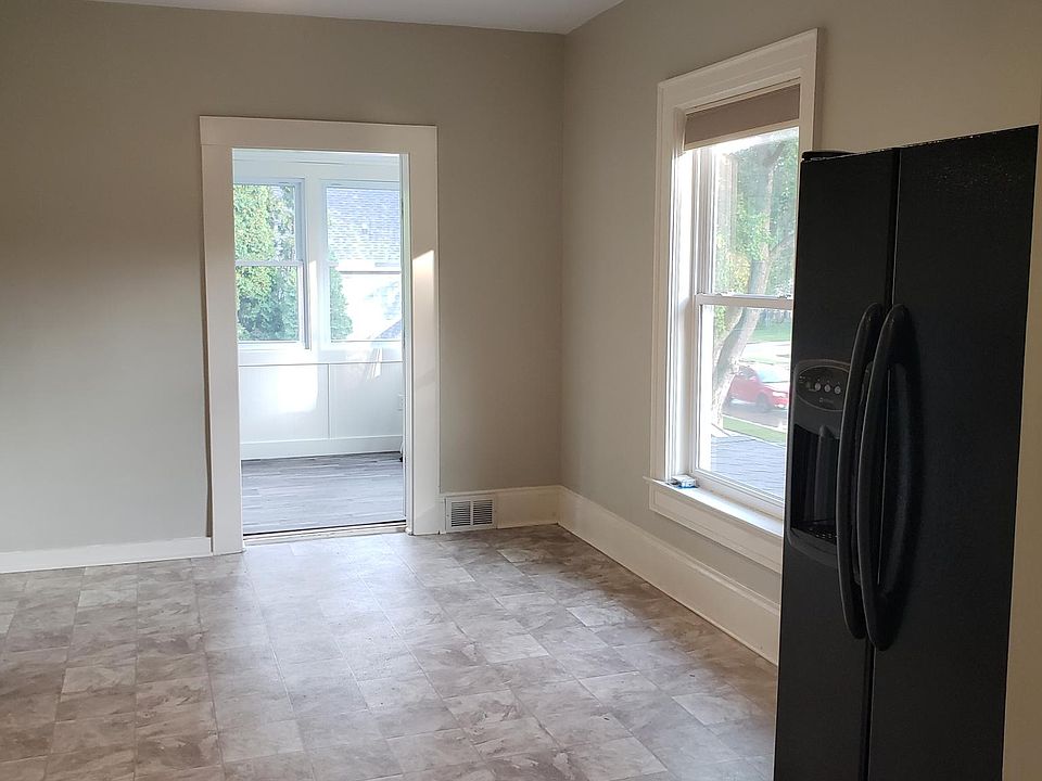 Dining Area in Kitchen