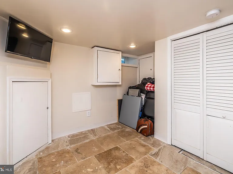 1530 Manton St — Photo 35
