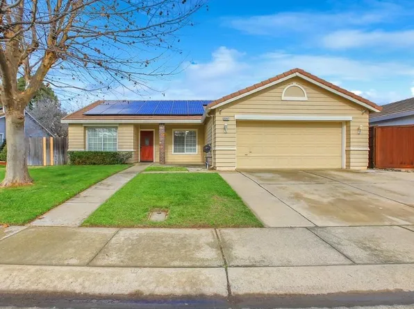 2267 Shady Ln, Yuba City, CA 95991