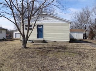 318 N Monroe Ave, Joplin, MO 64801