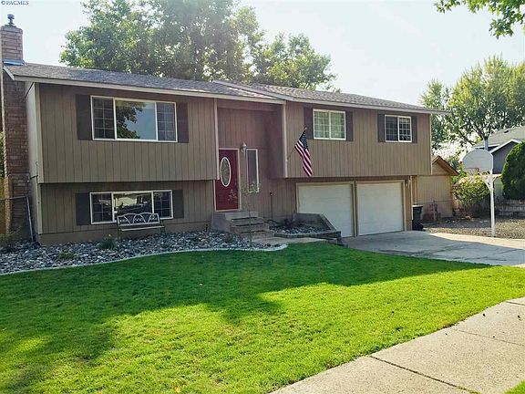 2nd image of 4704 Hilltop Dr