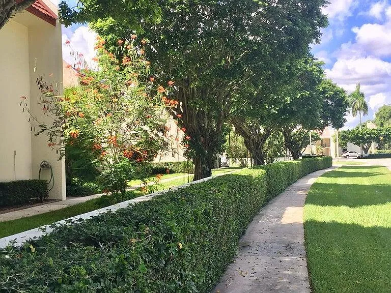 1714 Consulate Pl #101 — Photo 25
