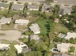5891 Queen Anne Rd, West Palm Beach, FL 33415