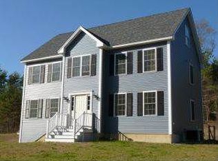 394 Sandown Rd, Fremont, NH 03044
