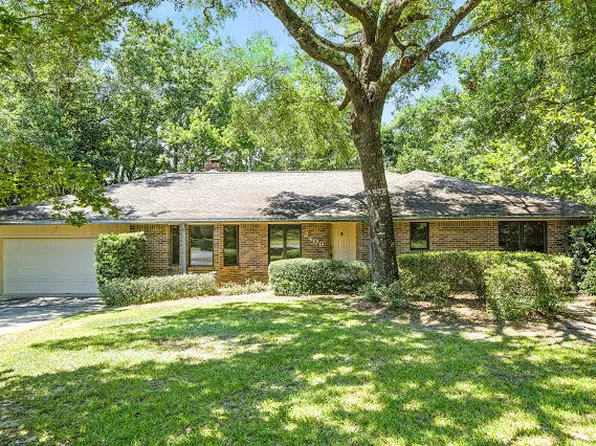 2409 Roberts Dr, Niceville, FL 32578