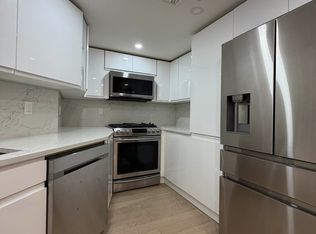 19-19 24th Ave #L107, Astoria, NY 11105