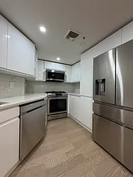 19-19 24th Avenue, #L107