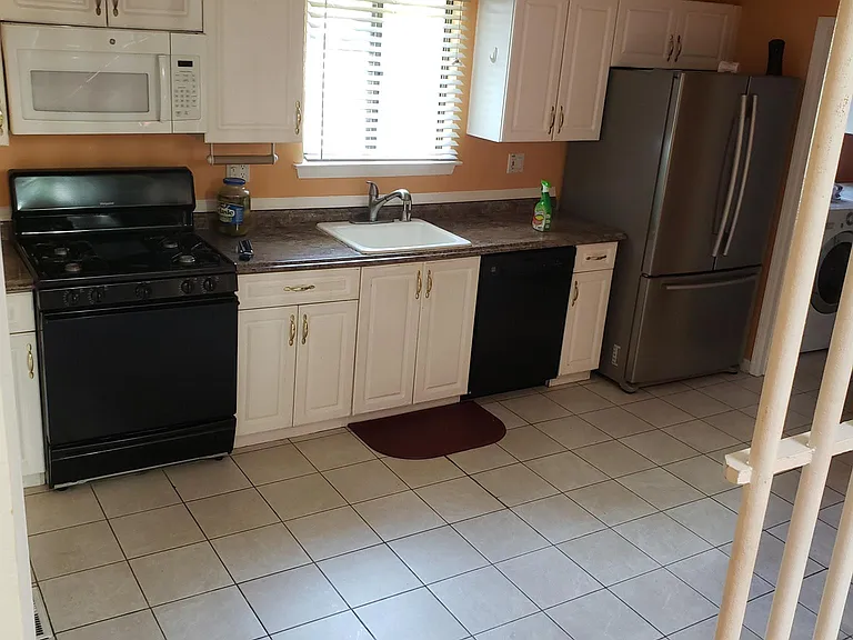 40 Peachtree Ct — Photo 4