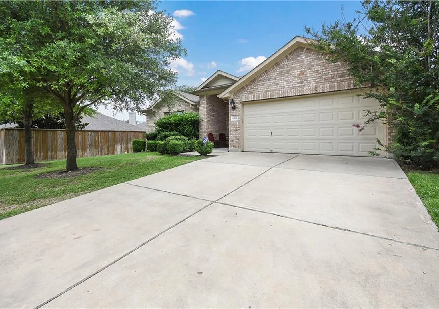 4490 Heritage Well Ln Round Rock, TX 78665 — Photo 2