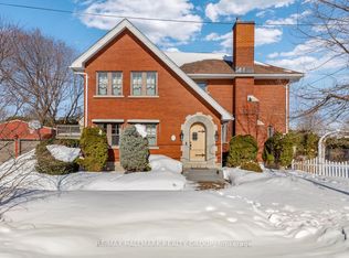 1 Iona St, Ottawa, ON K1Y 3L6