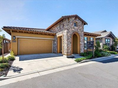 2080 White Oak Dr, Hollister, CA, 95023