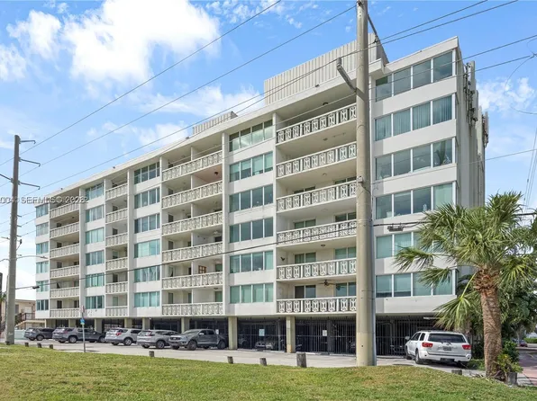 8233 Harding Ave APT 503, Miami Beach, FL 33141