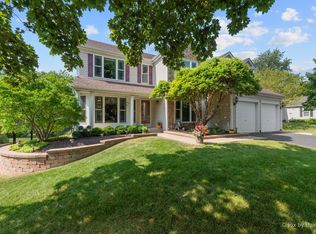 936 Ridgewood Dr, Cary, IL 60013