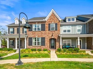 123 Saddlewood Ln, Hendersonville, TN 37075