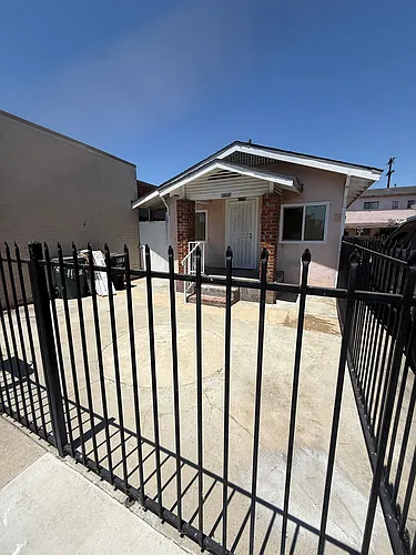 1133 E 59th St #1133 Photo 1