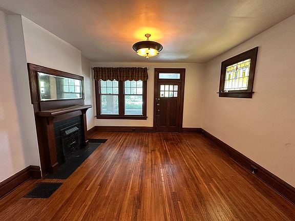 2nd image of 273 Thurman Ave #275