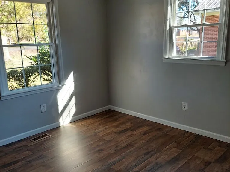 201 Shumaker Dr — Photo 10