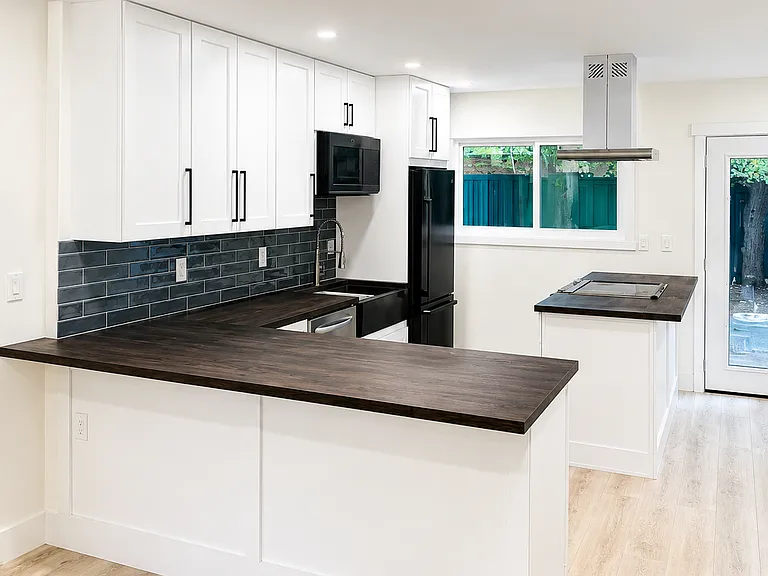 3123 Colonial Way #H — Photo 1