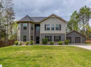 270 Forest Lake Rd, Duncan, SC 29334