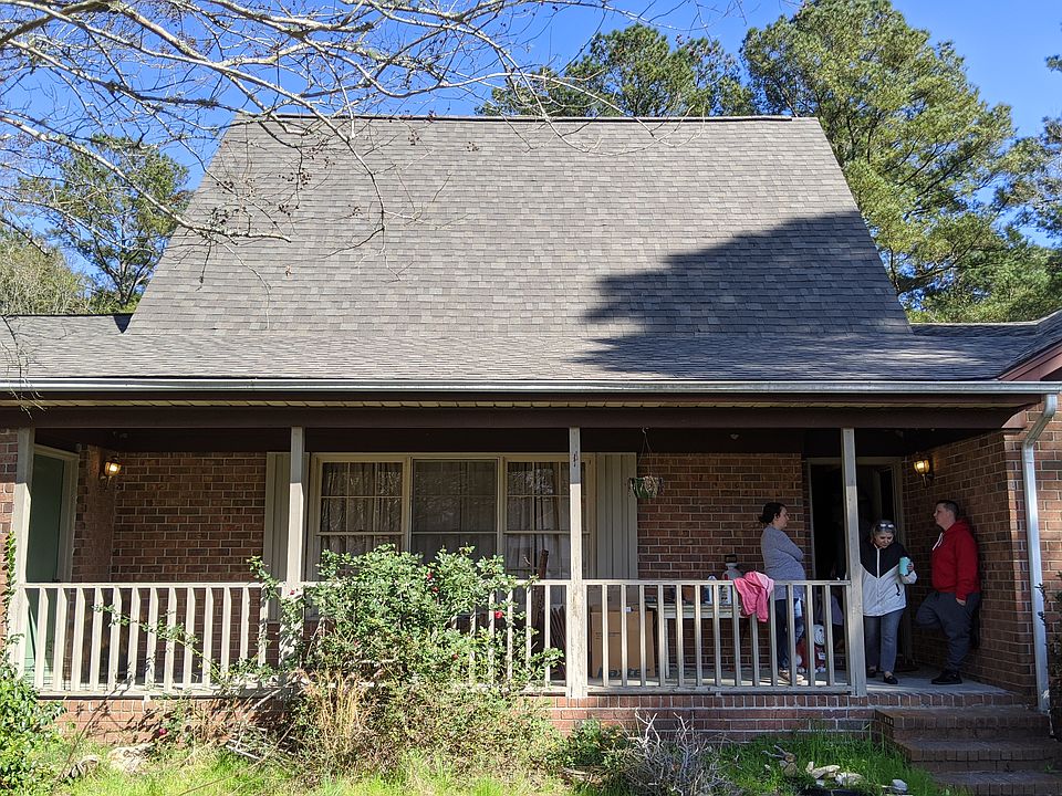 2nd image of 1360 La Vista Cir