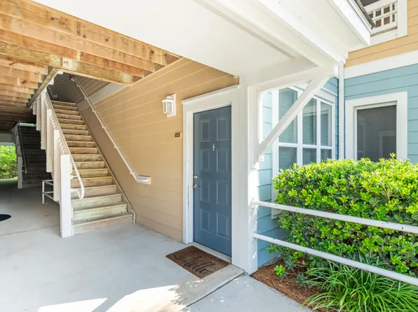 400 Bucksley Ln #104, Daniel Island, SC 29492