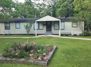 102 Agnes St, Crystal Springs, MS 39059