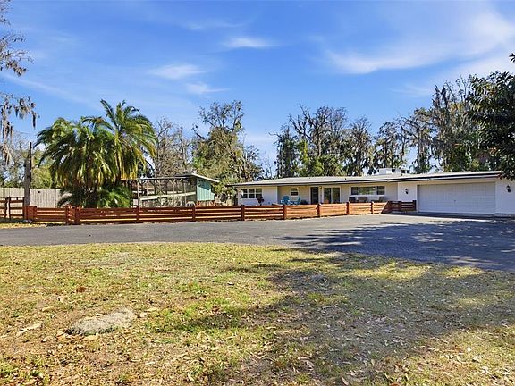 4th image of 9214 Rhea Dr