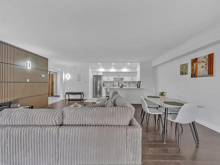 5125 Riverside Dr E #202 — Photo 11