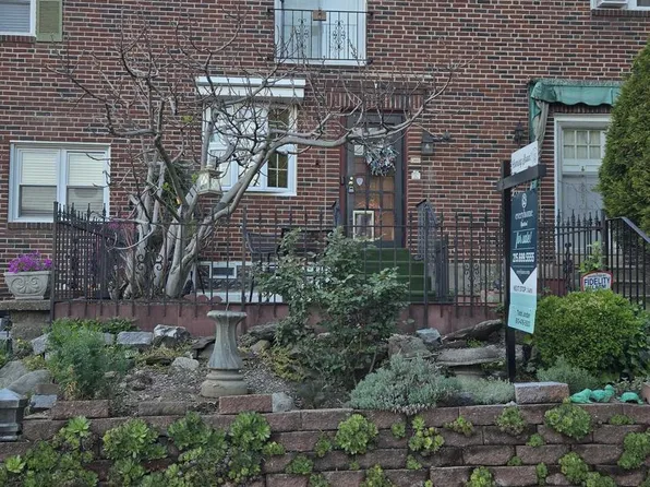 3603 Winona St, Philadelphia, PA 19129