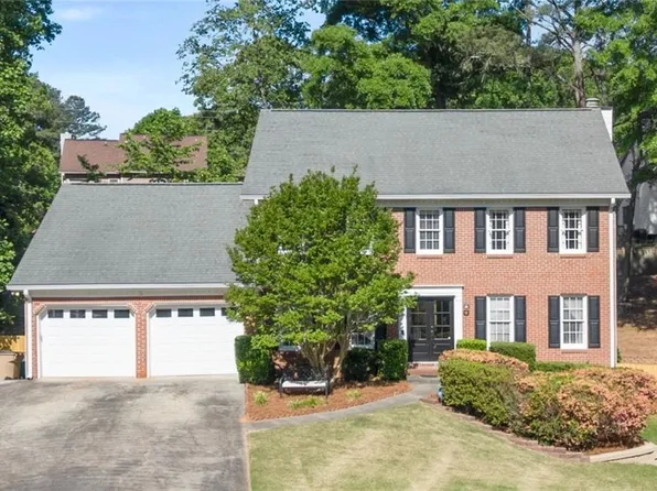 3057 Bunker Hill Cir, Marietta, GA 30062