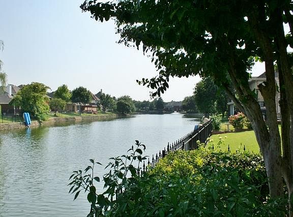 5th image of 167 Cove Dr