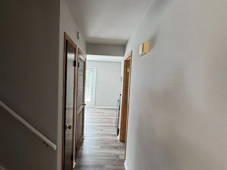 1694 Molitor Road — Photo 4