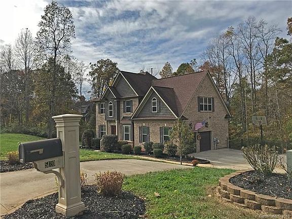 3rd image of 5124 Walnut Grove Ct