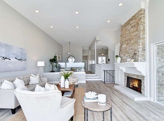 5th image of 1513 Seal Way