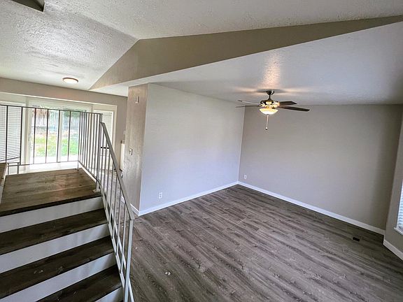 4th image of 6076 S Longmore Dr