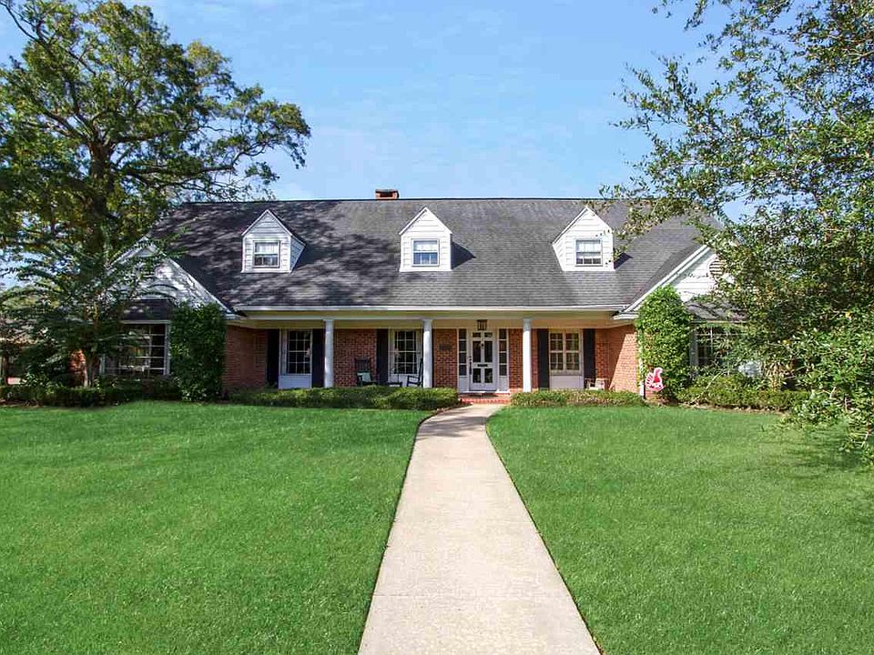 1st image of 3570 Brentwood Dr