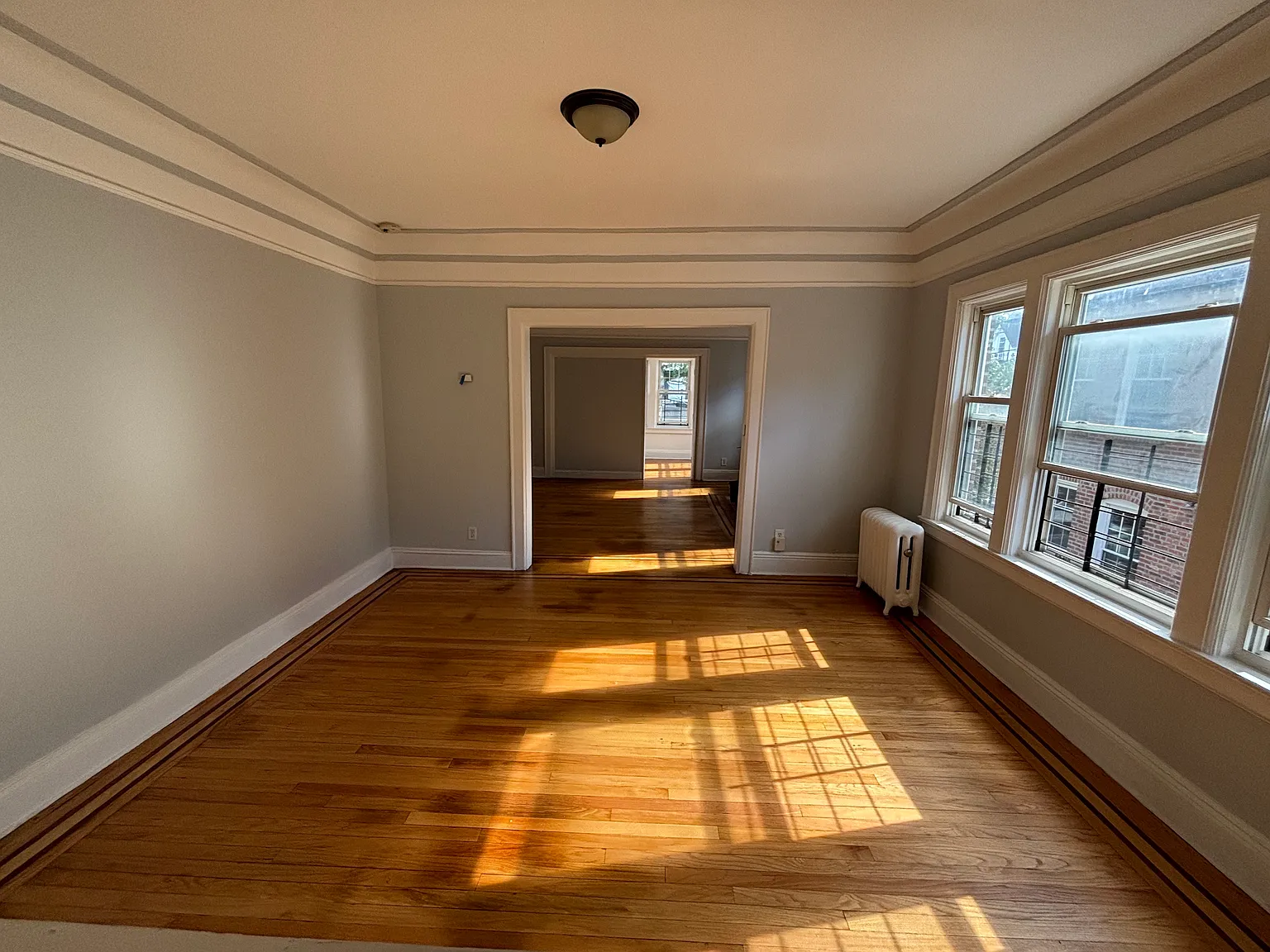 3 bed, 1500 sqft, $3,900 — Photo 2
