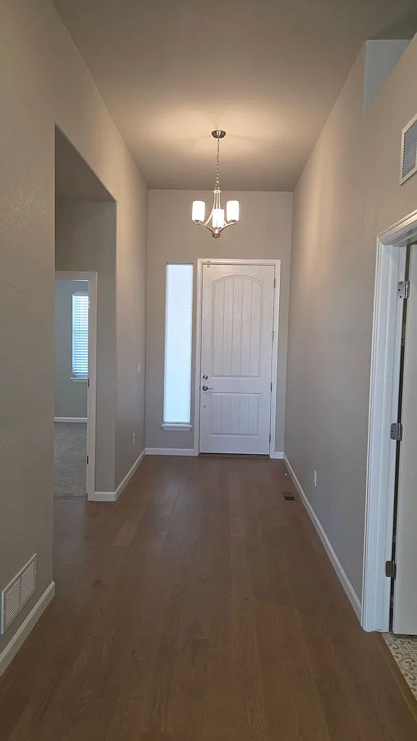 6526 Miro Lane - Highline @ Wolf Ranch - Ranch w/ Finished Basement- 4 Bed/ 3 Bath/ 3 Car Garage — Photo 2