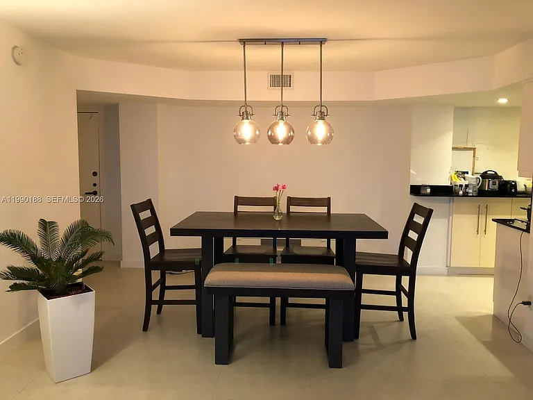 2333 Brickell Ave #Penthouse 207 — Photo 3