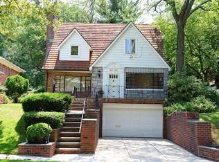 8538 Wicklow Pl, Jamaica, NY 11432