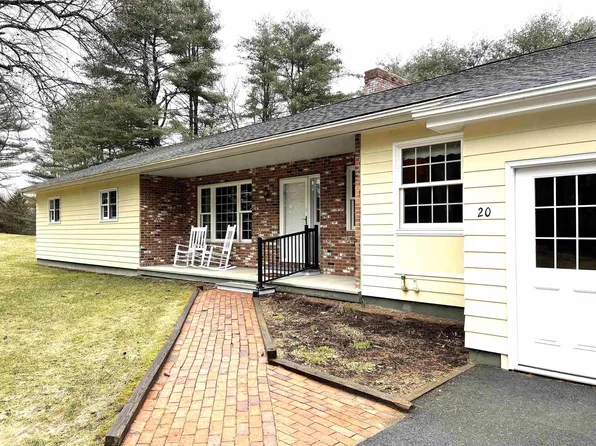 20 Spring Creek Road, St. Johnsbury, VT 05819