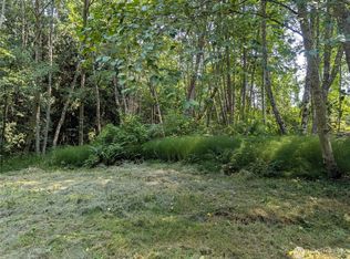 211 S Barr Rd, Port Angeles, WA 98362