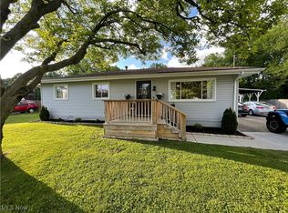 4075 Fairlawn Heights Dr SE, Warren, OH