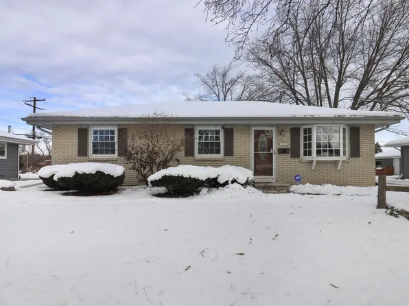 N84W15170 Knoll TERRACE, Menomonee Falls, WI 53051
