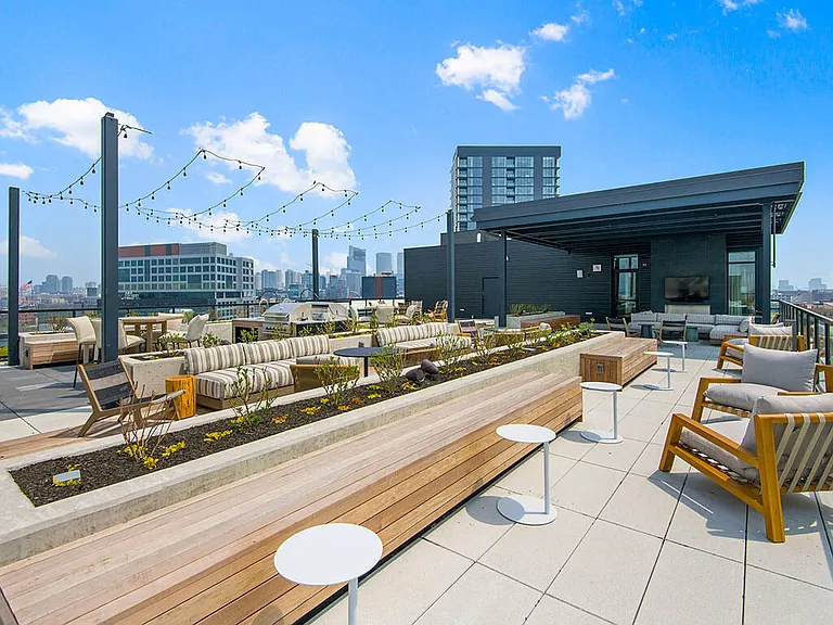 Evo Union Park Apartments — Photo 12