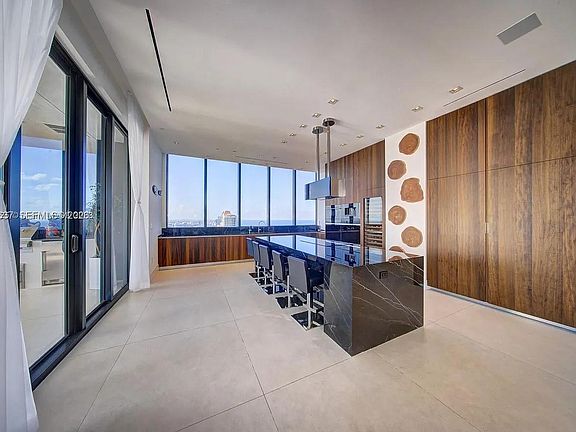 3rd image of 17141 Collins Ave Unit 4602