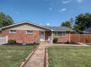 2431 Hi Ridge Dr, Irwin, PA 15642