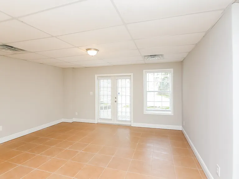 7038 Hillcrest Chase Ln — Photo 15
