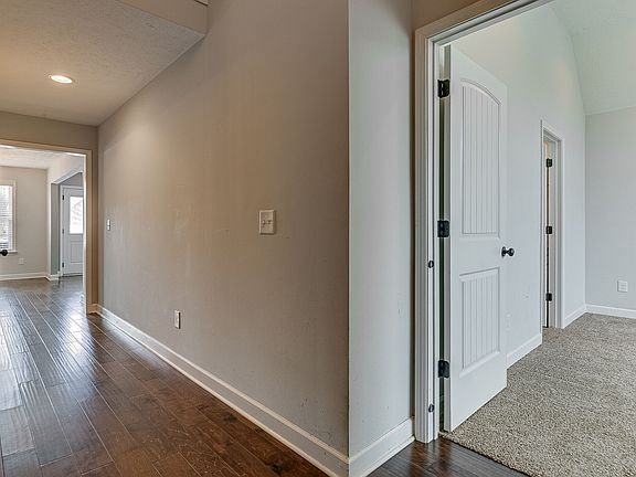 4th image of 1102 Taciturn Ct